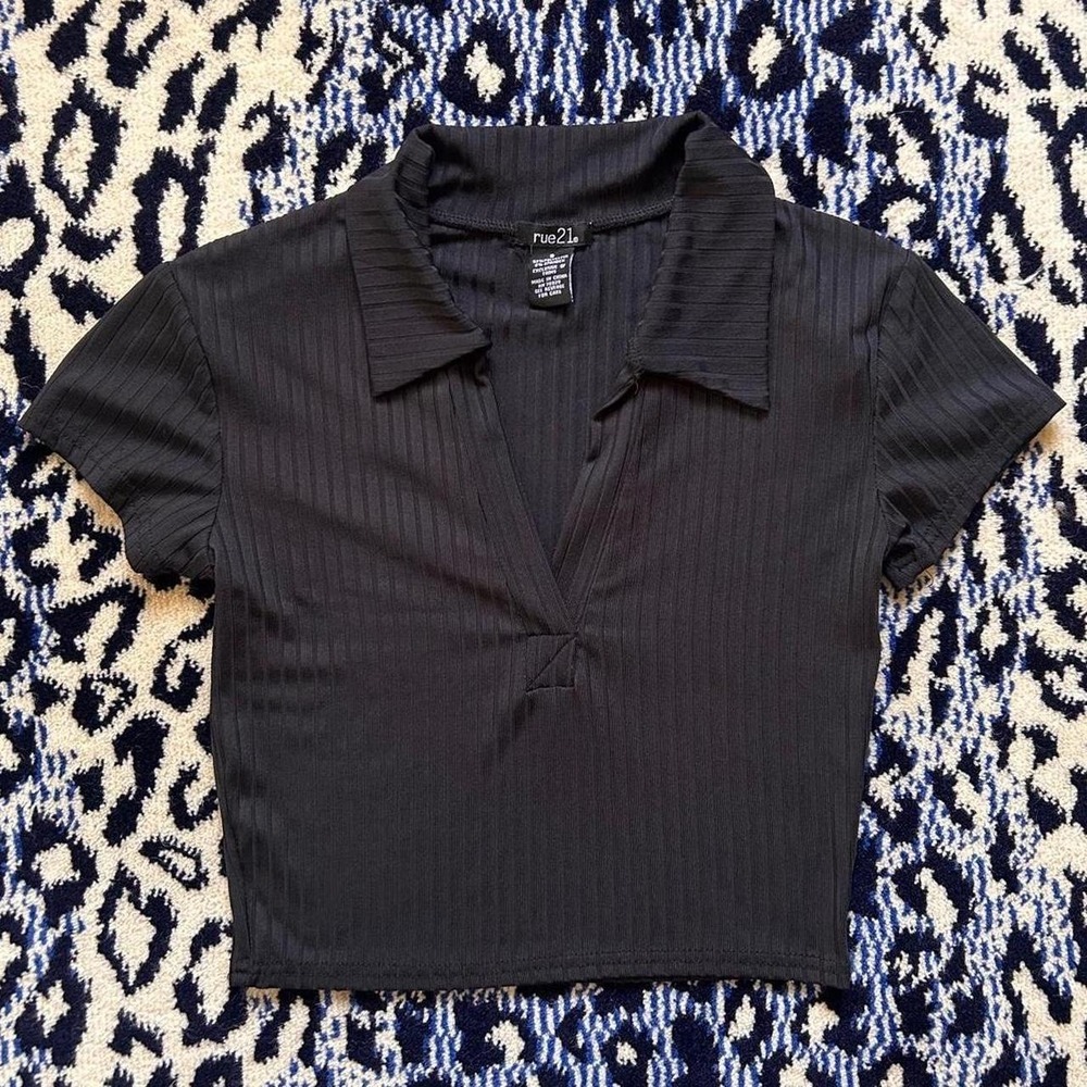 Rue 21 Black Ribbed Collar Crop Top Size S